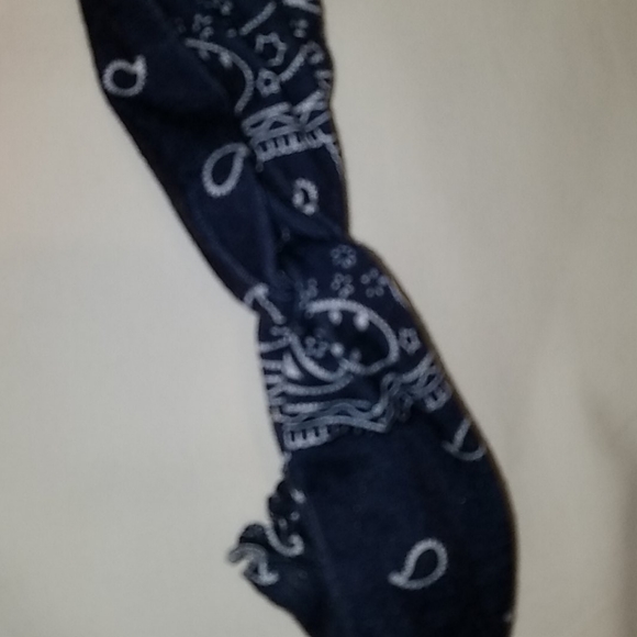 Adorable headbands - Picture 2 of 4